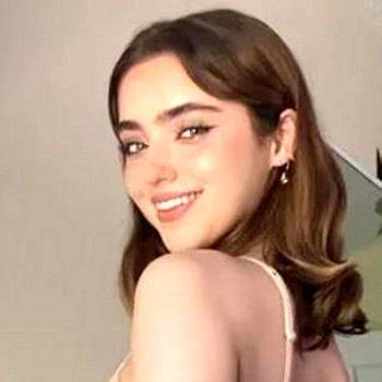Sophia Viotto - биография, рост, вес, размер груди