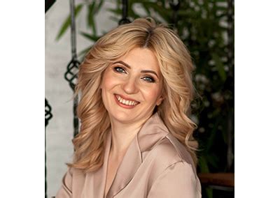 Anna Grebneva, Russia | Your Happy Mouth