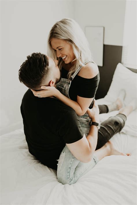 You Can Shoot Sensual Boudoir Photos At Home With Simple