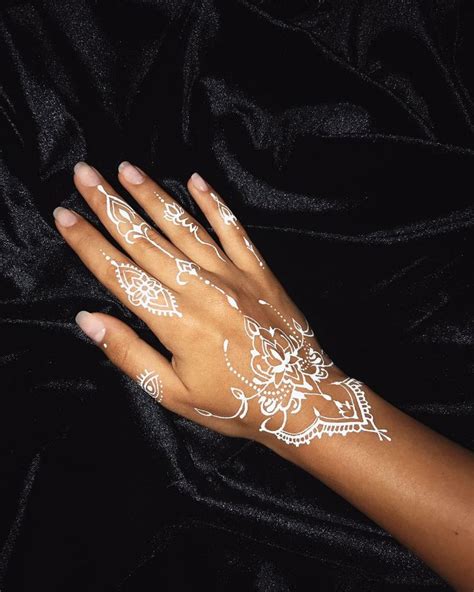 Белая Хна • white henna • белая Хна на руке • Хна рук • Мехенди рук