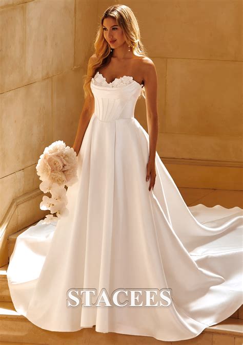 White Wedding Dress Train