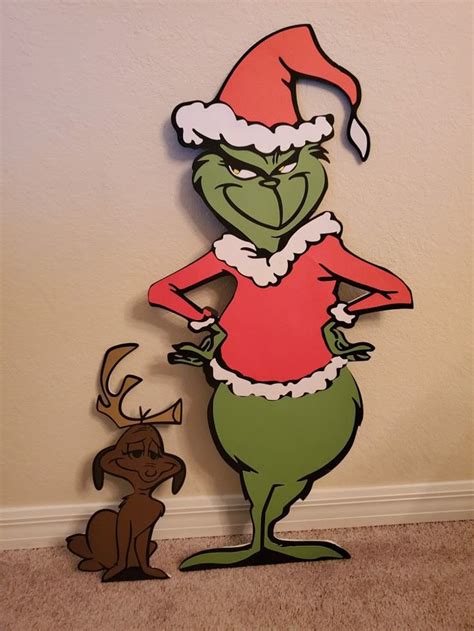 Grinch & Max cutout | Whoville christmas, Christmas characters ...