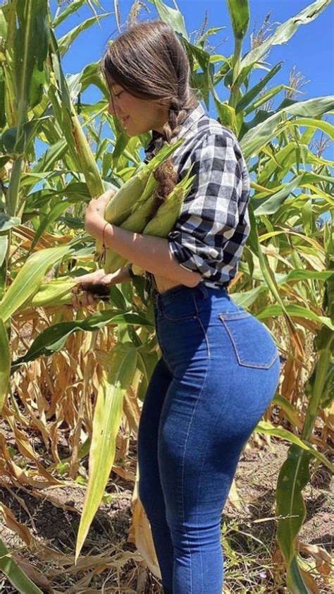 110 Beautiful curvy women ideas in 2025 | beautiful curvy women, curvy