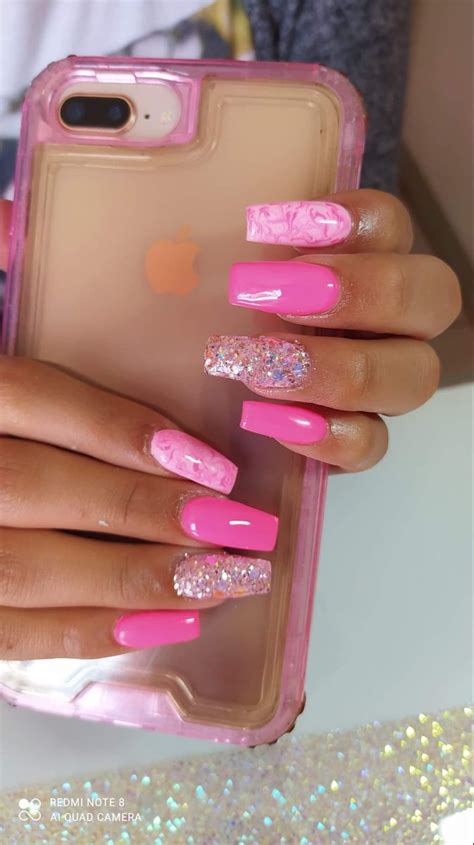 Uñas rosa barbie | Pink nails, Barbie pink nails, Pink glitter nails
