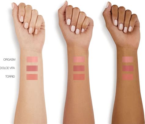 NARS Liquid Blush течен руж | notino.bg