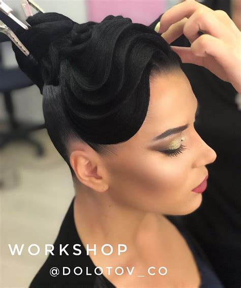 На данном изображении может находиться: 1 человек | Dance hairstyles ...