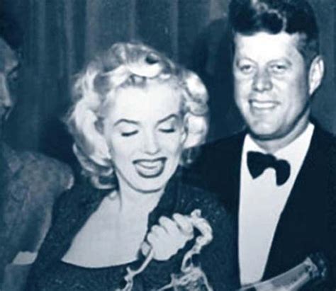 Мэрилин Монро (Marilyn Monroe) - биография, новости, личная жизнь, фото ...