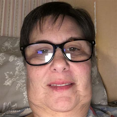 Pinching, stabbing pain left side