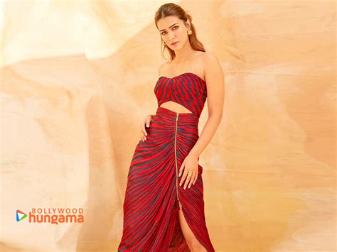 Kriti Sanon Wallpapers | kriti-sanon-1-172 - Bollywood Hungama