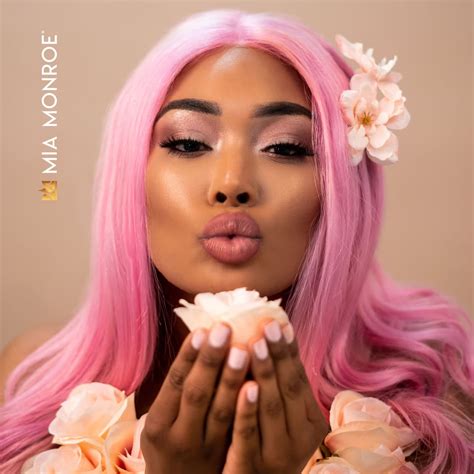 Pale Pink Nail Polish “Le Pinky” | Mia Monroe Cosmetics