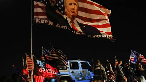 After Mar-a-Lago Search, Talk of ‘Civil War’ Is Flaring Online - The