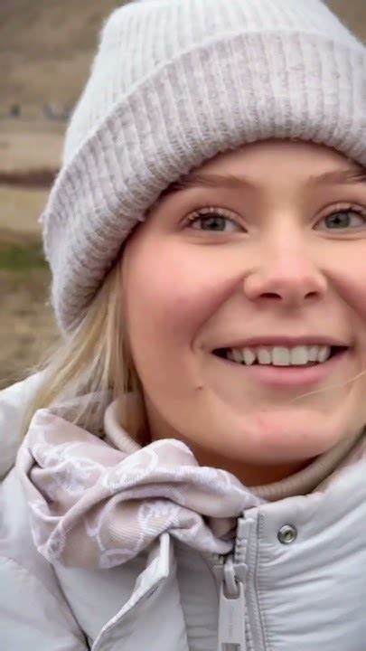 POV: pierwszy raz nazywasz swoją dziewczynę NARZECZONĄ 💍 - YouTube