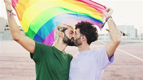 29,100+ Two People Kissing Stock Videos and Royalty-Free Footage - iStock