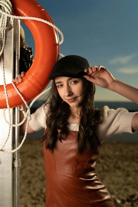 Full Hd Girl Photos, Download The BEST Free Full Hd Girl Stock Photos ...