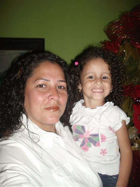 con mi sobrina la amo