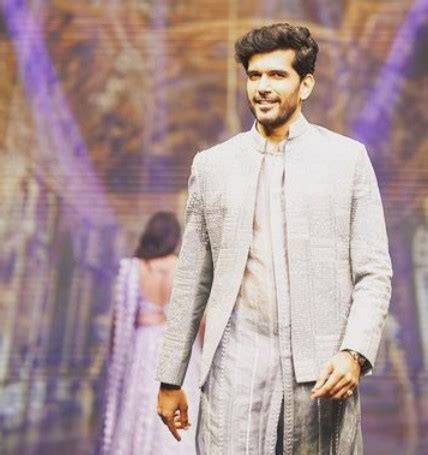 Taher Shabbir Wiki, Age, Wife, Family, Biography & More - WikiBio