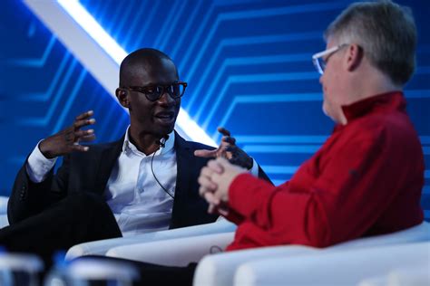 Virtual Reality Concerts and Big Data to Transform Music Experience