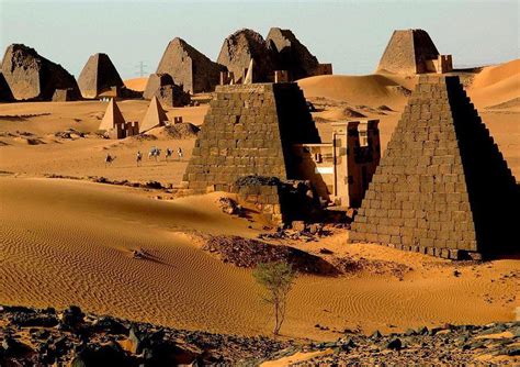 nubian pyramids  meroe sudan    pyramids built