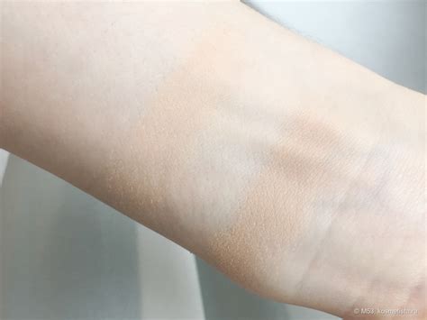 Пудра для эффекта "своя кожа, только лучше" Mac Mineralize Skinfinish ...