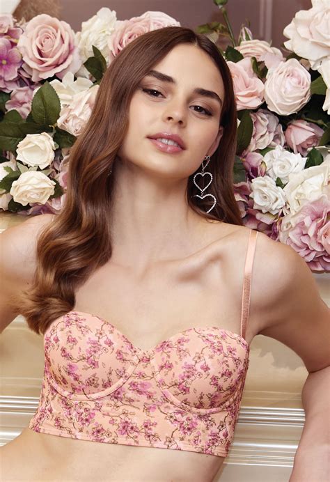 Bra Size Calculator | Bra Size Chart in cm & Inches – Enamor