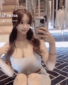 sexy big boobs gif gifs tenor
