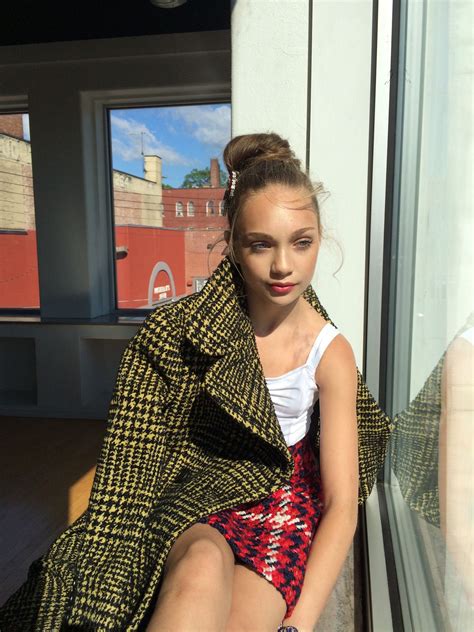 Dance Mom's Maddie Ziegler Talks Fall Fashion Trends, Abby Lee Miller ...