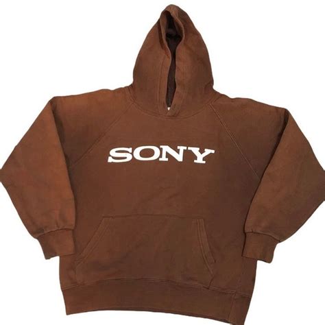 Pin de mira en xxii | Ropa, Sudaderas, Camisetas