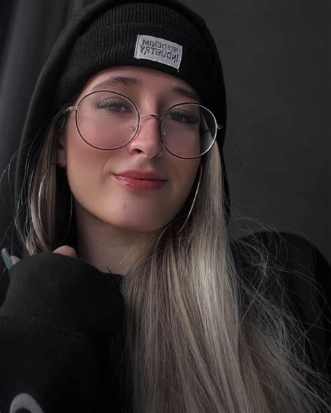 Loirinha🦋 (@loirinha_mel22) • Instagram photos and videos