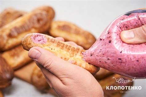 Эклеры: классический рецепт от Евгения Клопотенко
