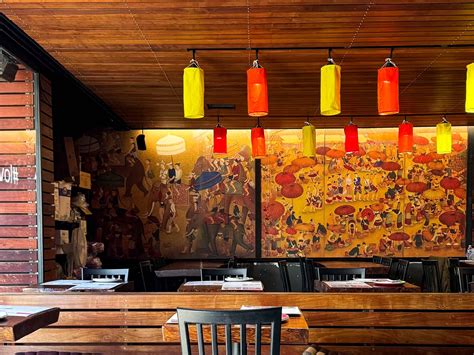 Downtown Kansas City Restaurants: 17+ Local Recommendations!