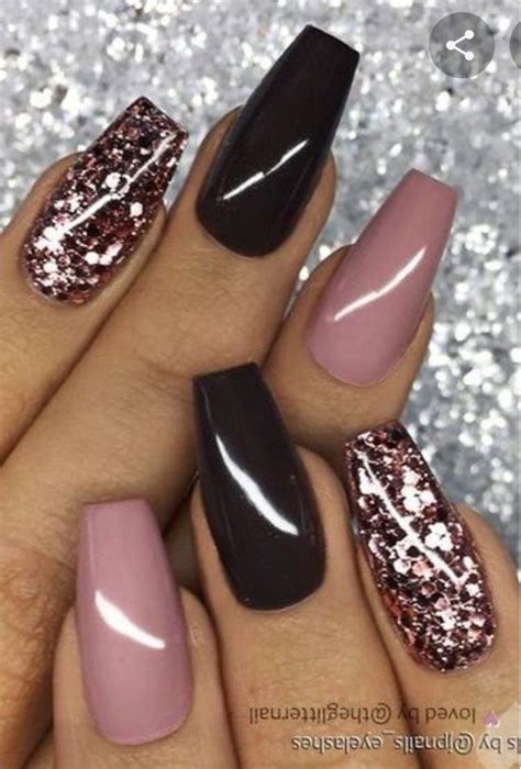 Pin by Paris on Nails | Gold nails, Rose gold nails, Rose gold nail art