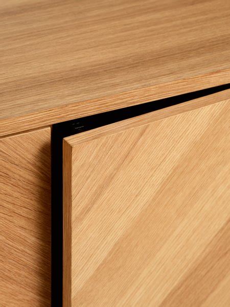 Sideboard HARESKOV 3 doors oak | JYSK