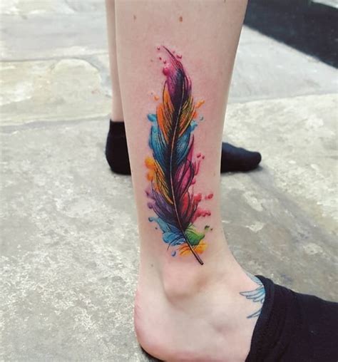 64 Simple And Beautiful Feather Tattoo Idea For Fashion Forwards - Blurmark