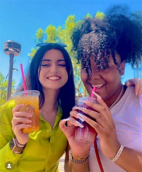 Batala’s ASMR 🌸 on Twitter: "i met @edafoxx today and she is so sweet