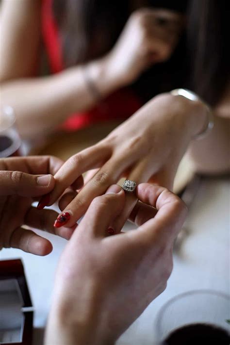 Understanding the Distinctions: General Freelance Platforms versus