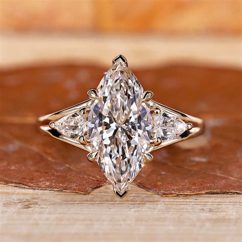 diamond wedding ring marquise 2