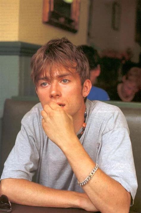 Young Damon Albarn from Blur/Gorillaz is my forever jam. : r/AltLadyboners
