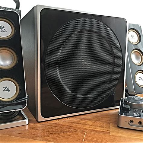Used Logitech Z4 2.1 Speaker, Computers & Tech, Parts & Accessories ...