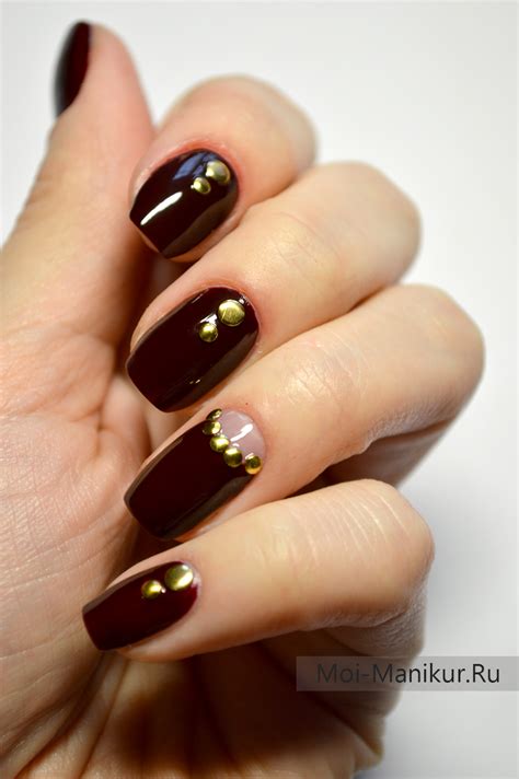 Negative space маникюр – модная новинка в 2015 году