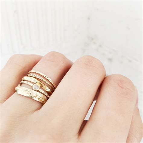 13 Wedding Rings for The Unconventional Bride | Who What Wear