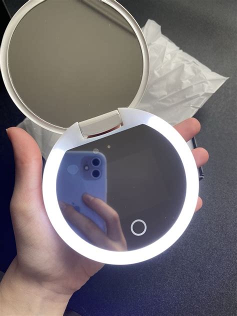 UV camera, дзеркало з УФ камерою для тестування сонцезахисного крему: 1 ...