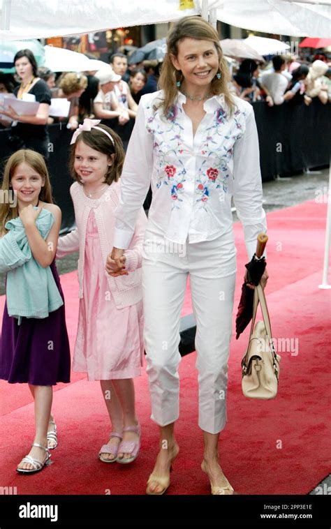 Antonia Kidman arriving at the Australian premiere of Golden Compass at ...