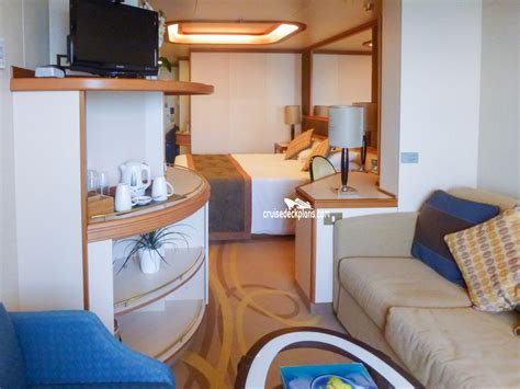 Azura Stateroom D217