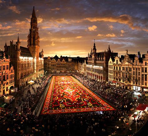 Brussels Hotels with Outdoor Swimming Pool | OrangeSmile.com