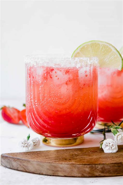 Strawberry Lime Mocktail Margarita - Jar Of Lemons