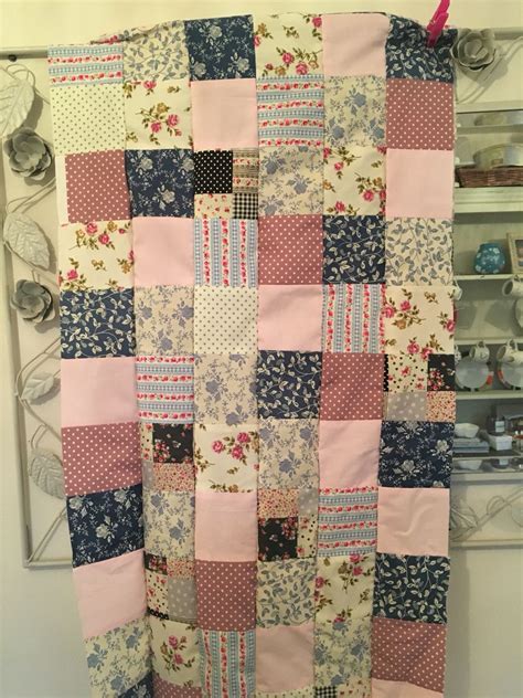 Small Square Quilt | Creative Quilts