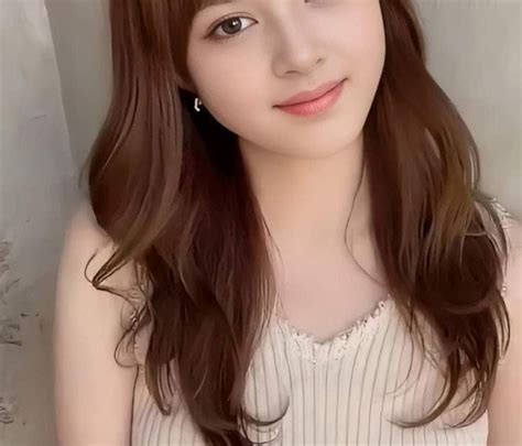 Siapa Elina Devia? Ini Profil Biodata Lengkap Agama, Karir, Umur, Asal ...