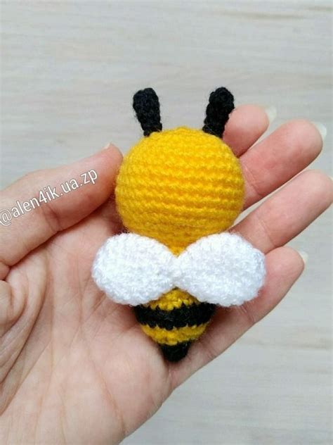 PDF МК пчелка амигуруми | Crochet hats, Crochet, Hats