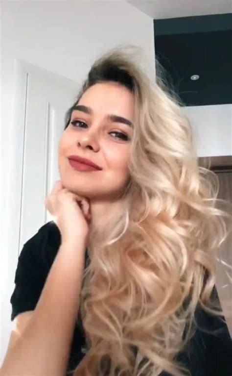 Локоны на длинные волосы | Hair styles, Hair, Long hair styles