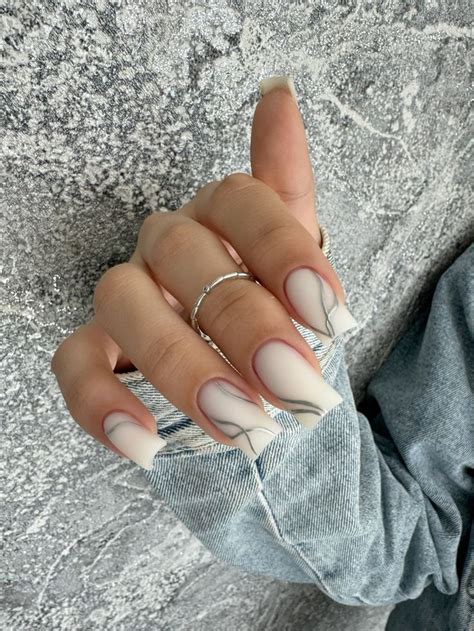 Молочные ногти 🥰 в 2024 г | Ногти, Дизай ногтей, Красивые ногти